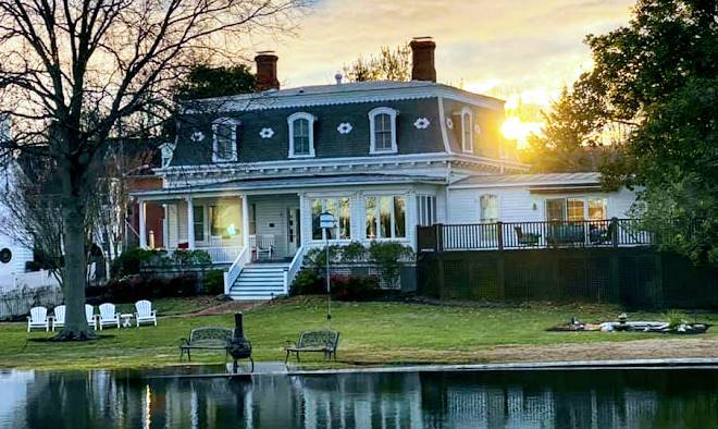 Aida's victoriana inn