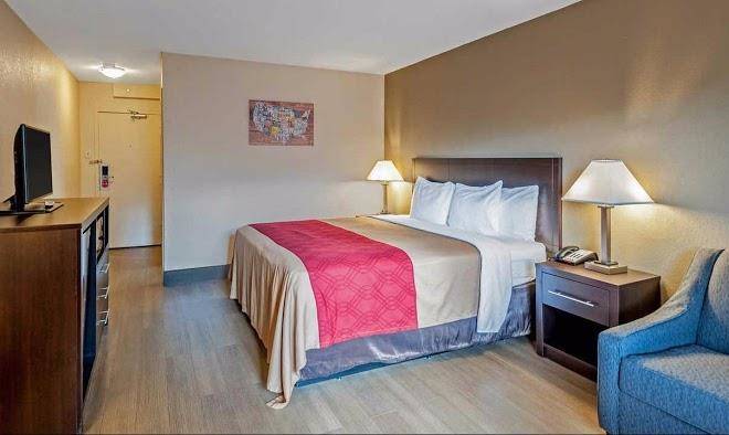 Econo lodge hagerstown i 81