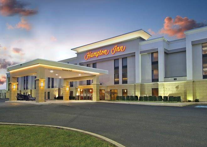 Hampton inn hagerstown i 81