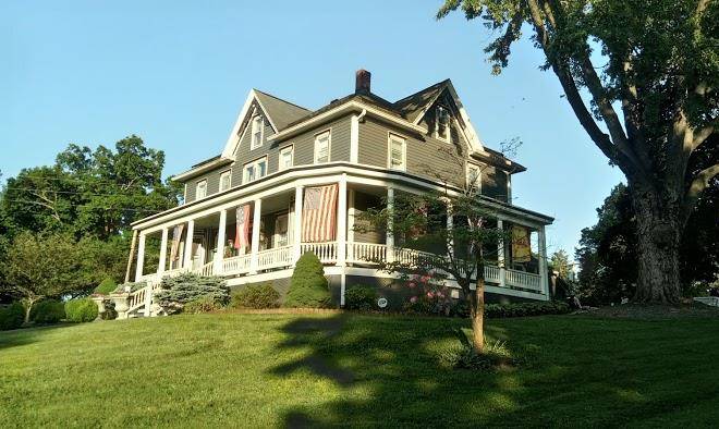 The Inn At Antietam Image