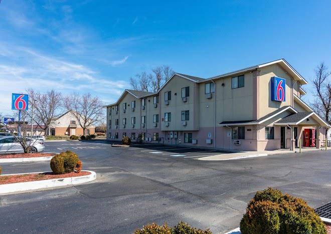 Motel 6 salisbury md
