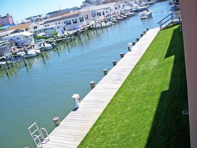 Pointe on the bay
