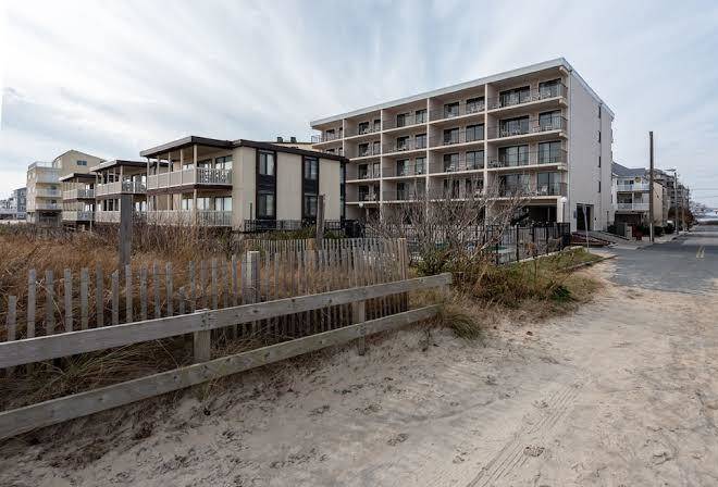 Saint tropez condominium