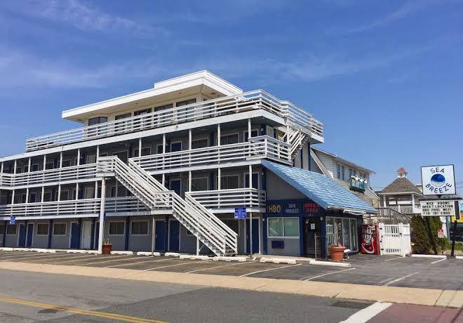 Sea breeze inn