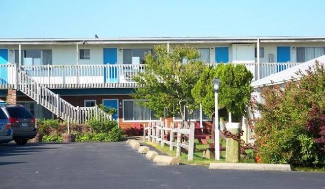 Blue sea motor inn