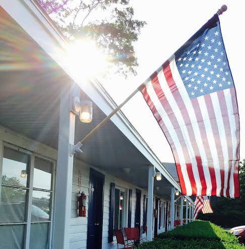 Hyannis star motor inn