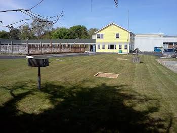 Jonathon edwards motel
