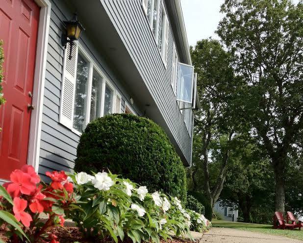 Red horse inn