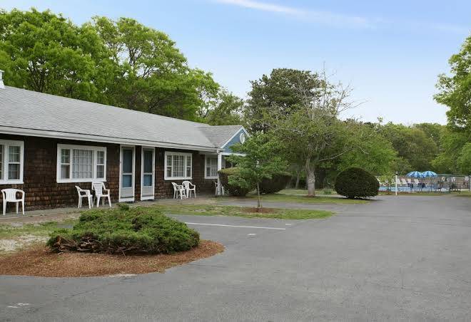 Veranda cape cod family resort