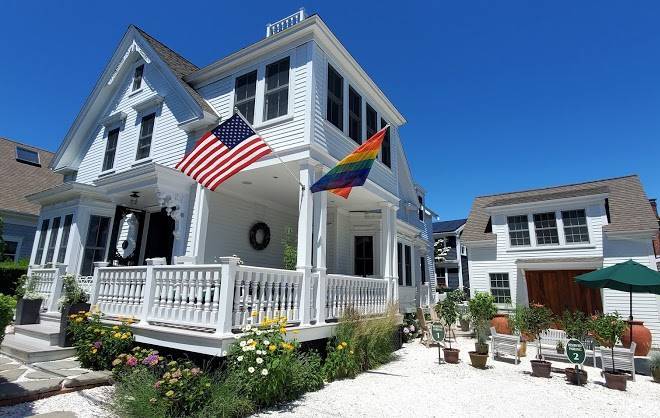 White Porch Inn Art Hotel Image