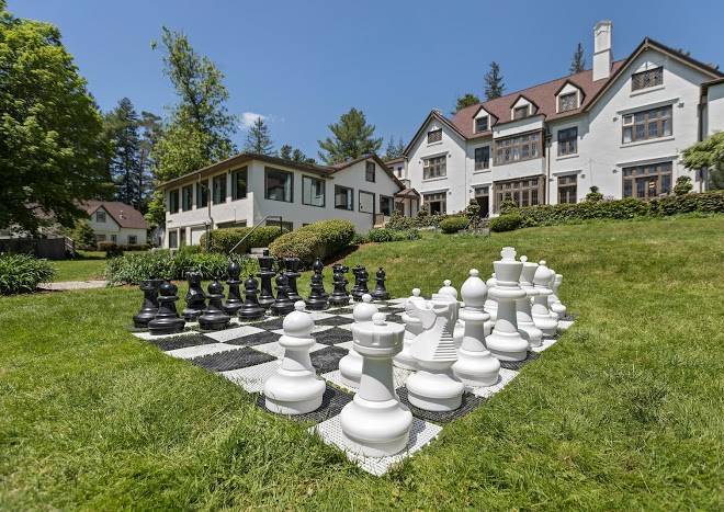 Seven Hills Inn Image