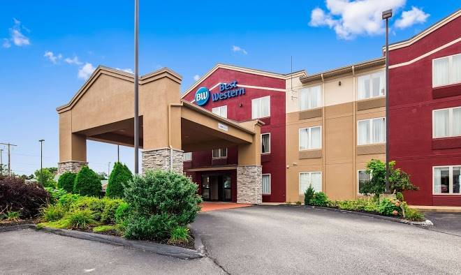 Best Western Providence Seekonk Inn Image