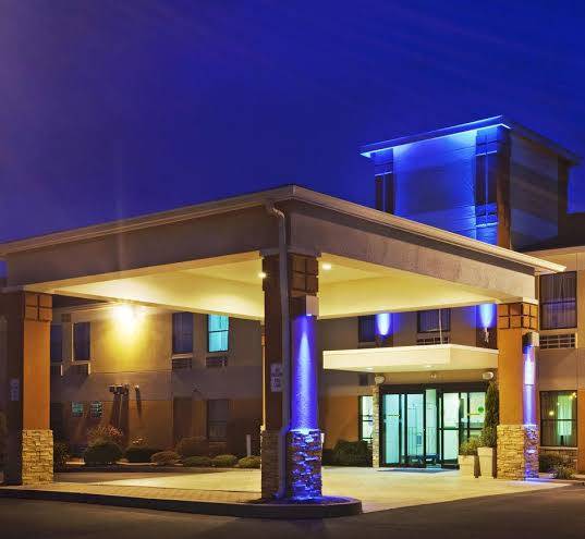 Holiday Inn Express Providence North Attleboro Image