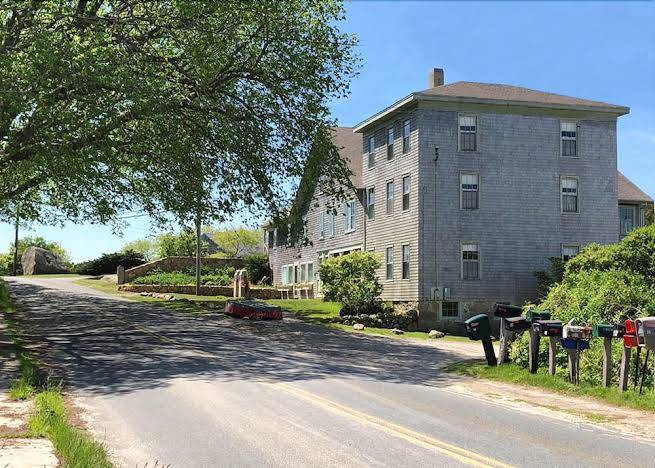 The Harbor Inn Image