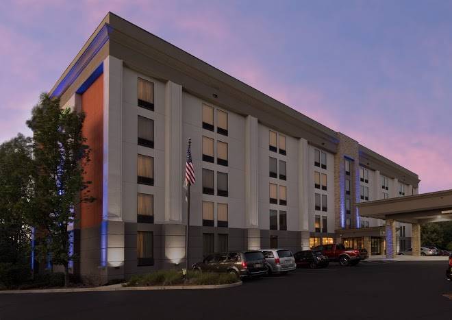 Holiday inn express andover north lawrence