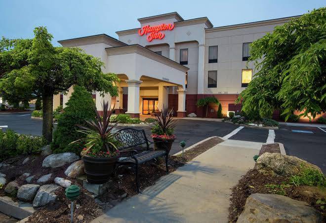 Hampton inn chicopee springfield