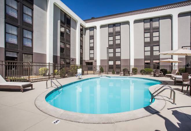 Hampton inn west springfield