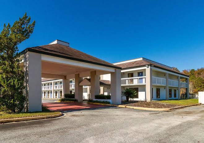 Motel 6 holyoke ma