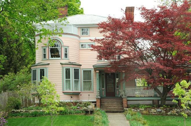 Penrose victorian inn