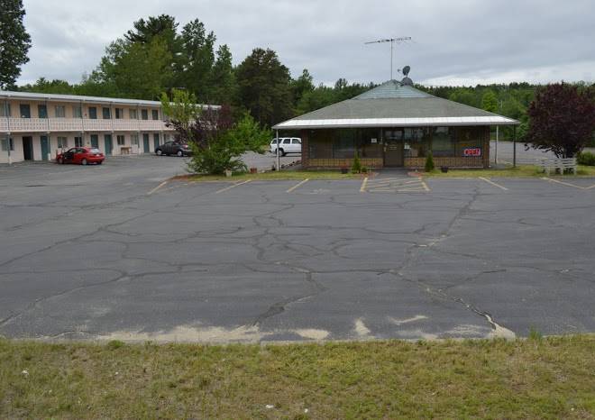 Ayer motor inn