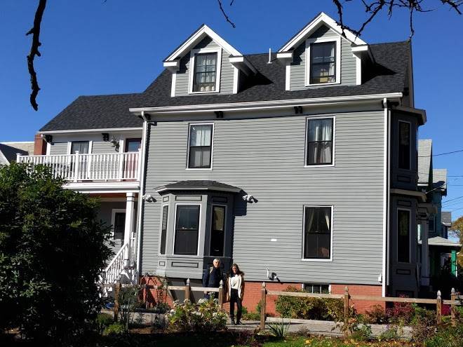 The davis square inn