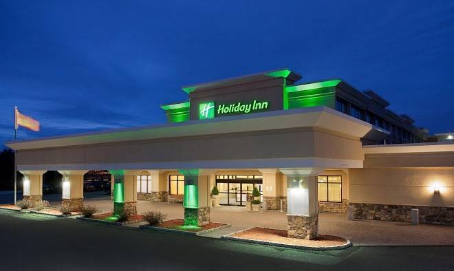 Holiday inn & suites marlborough