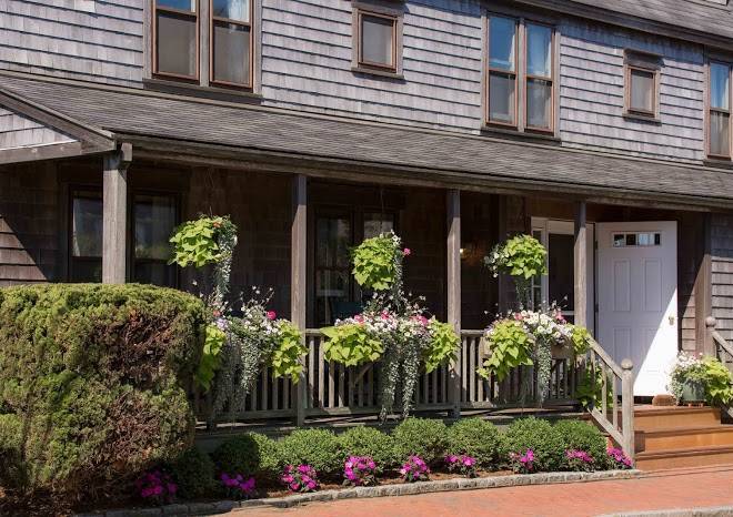 Brant point inn