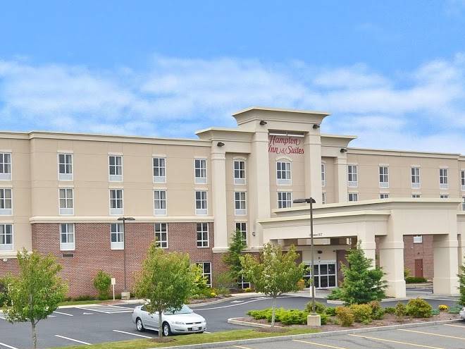 Hampton inn & suites plymouth