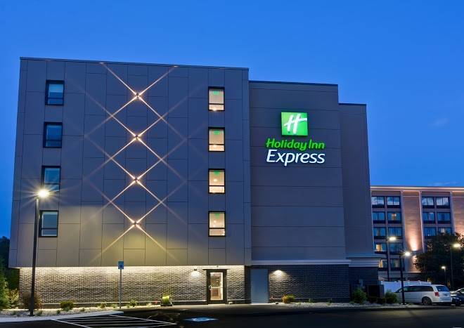 Holiday inn express boston