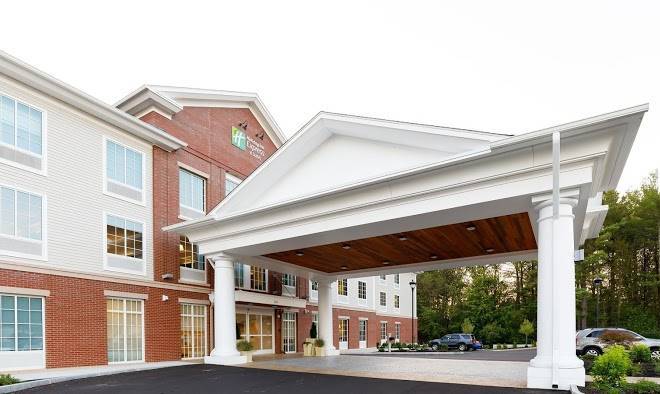 Holiday inn express & suites sturbridge