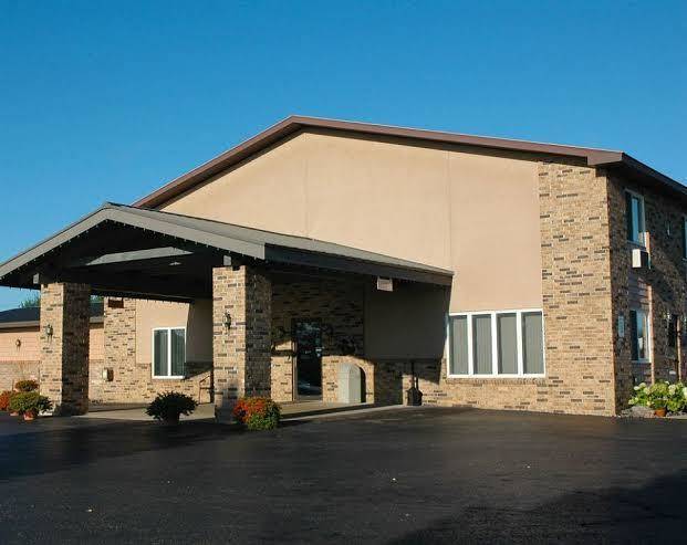 North Star Hotel Pictured Rocks Image