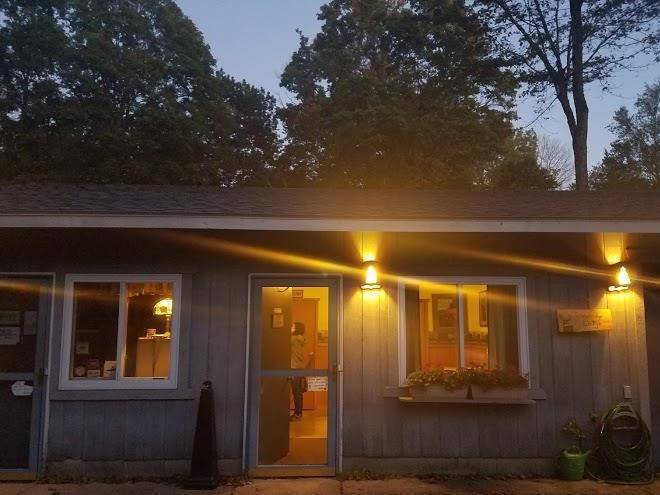 Timber Ridge Lodge & Suites Image