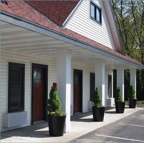 Blue star motel