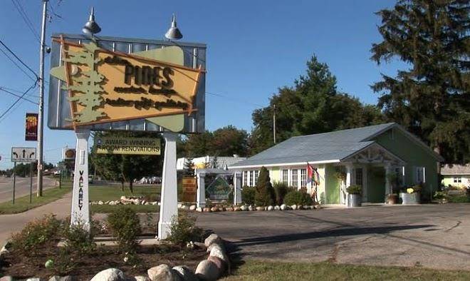 Pines motor lodge & retro gift