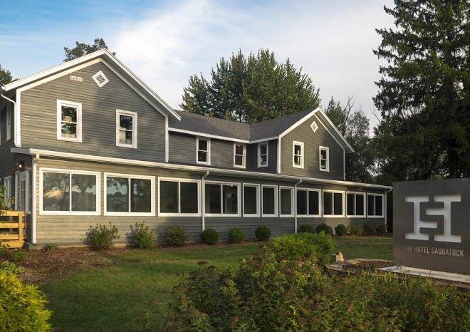 The hotel saugatuck
