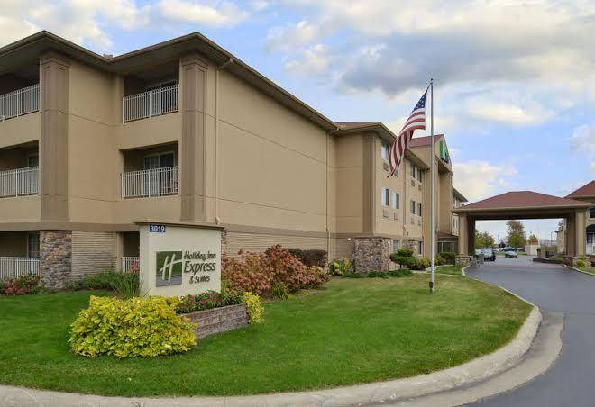 Holiday inn express & suites st joseph