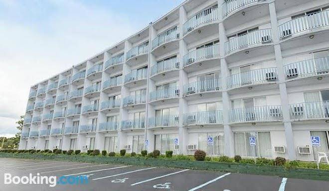 Howard johnson by wyndham benton harbor st joseph
