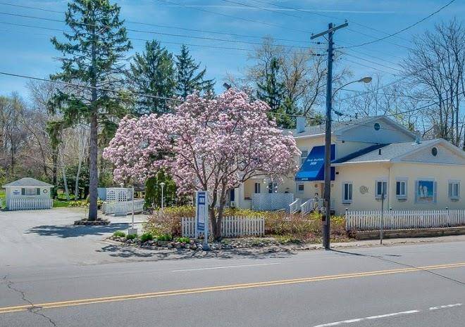 New buffalo inn & spa