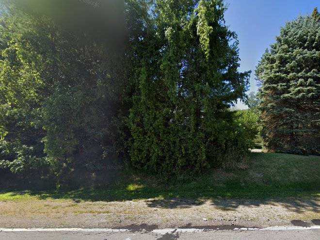 Warren Woods Inn Image