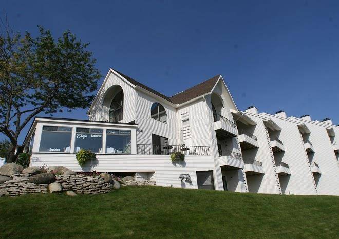 Edgewater inn