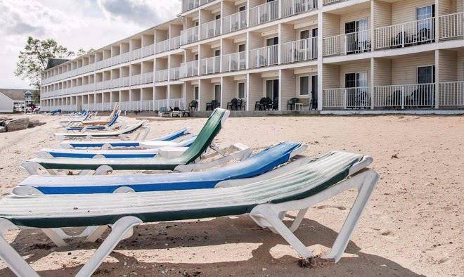 Comfort Inn Lakeside Image