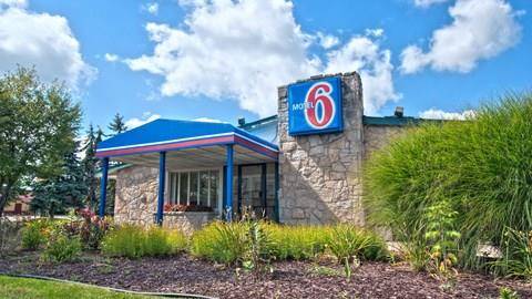 Motel 6 lansing mi