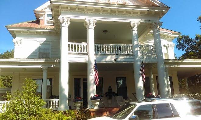 Laurium manor inn