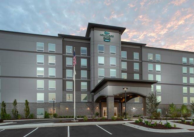 Homewood suites by hilton lansing eastwood