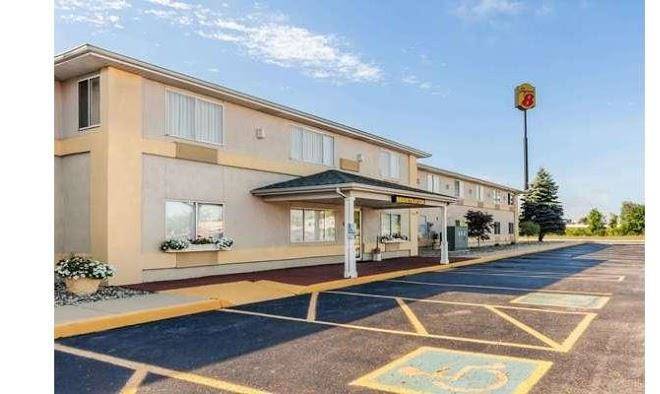 Super 8 by wyndham ionia mi