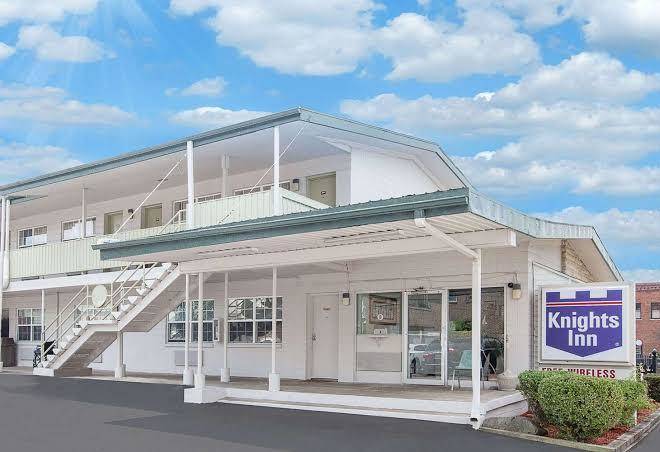 Knights Inn Kalamazoo Image