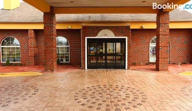 Wyndham garden grand rapids airport