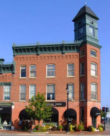 Clinton inn