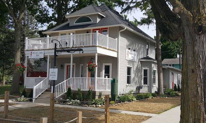 Devils lake inn