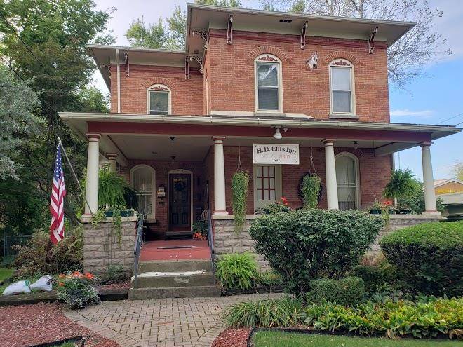 H d ellis inn